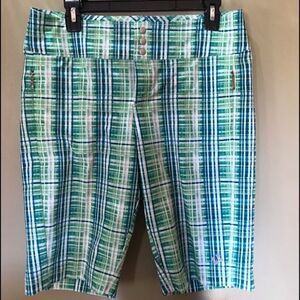 EXCELLENT LIKE NEW CONDITION WOMEN’S SIZE 0 JOFIT 4 ALL GOLF/HIKE SHORTS